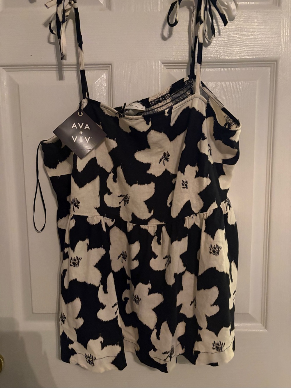 Ava & Viv Black Floral Tie-Shoulder Top